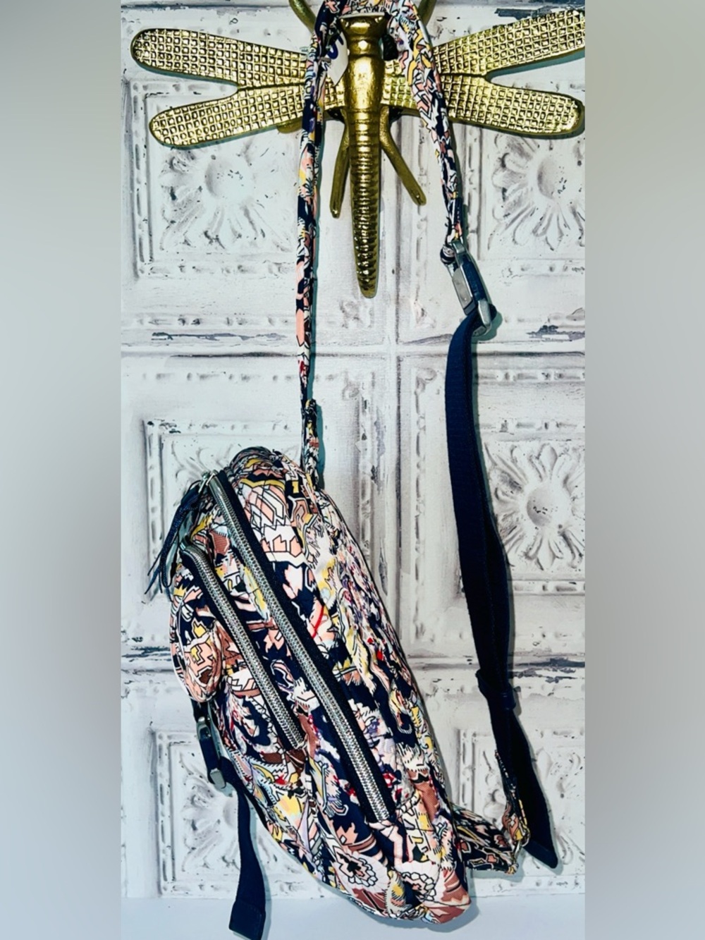 🆕 Vera Bradley Twill Utility Sling Crossbody Backpack Bag Tangier Paisley Travel - Picture 5 of 14